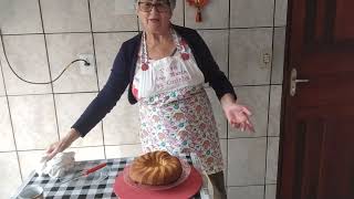 BOLO MEIO! Uma delícia!