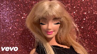 Taylor Swift Doll - Nothing New/Message In a Bottle (Live at GRAMMYs 2022)