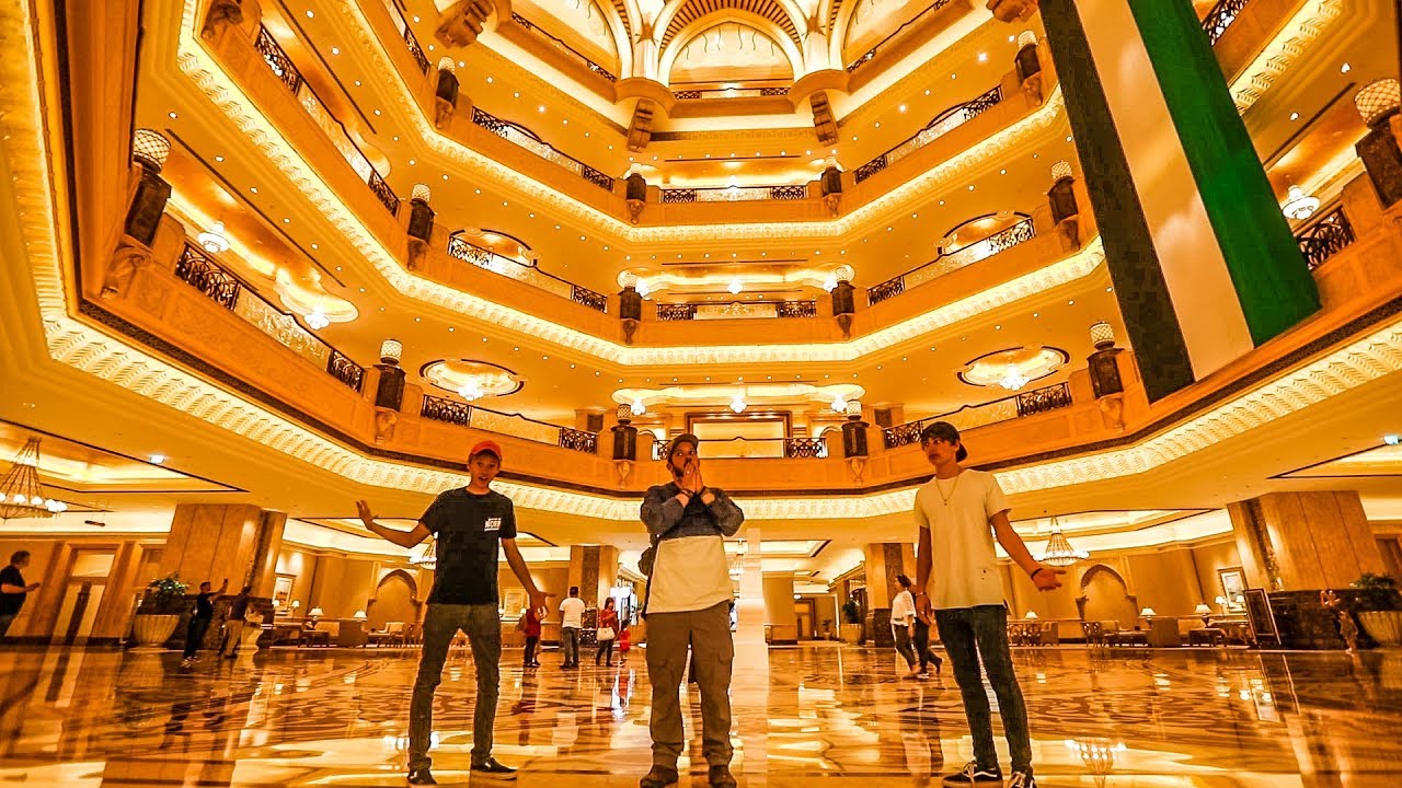 4 BILLION DOLLAR HOTEL MADE OF GOLD