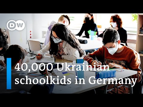 War in Ukraine leaves children traumatized and displaced | DW News