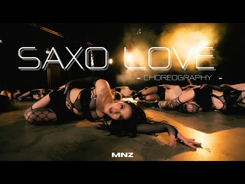TOBII - 'Saxo Love (ชุดนอนไม่ได้นอน)' | MINIZIZE CHOREOGRAPHY