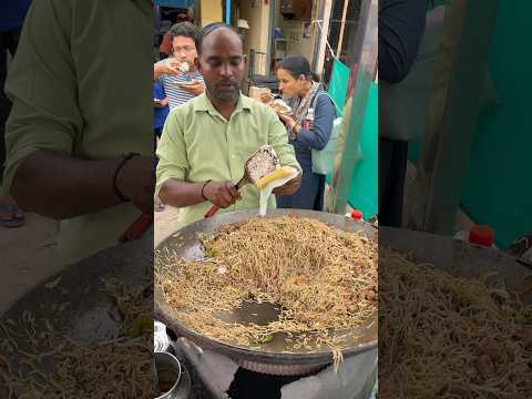 Amul butter wali chowmein street food delhi #streetfood #shorts #chowmein