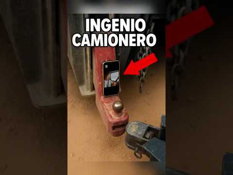 Camionero uso su celular como cámara de reversa en una maniobra