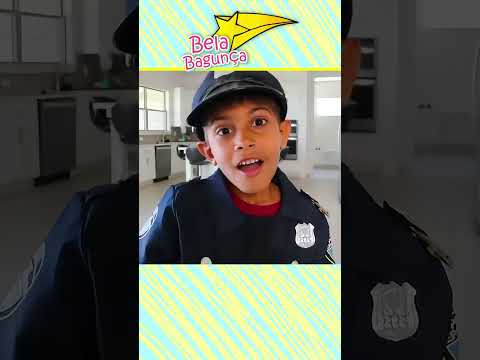 BELA FINGE Ser PRINCESA e MAGU Brinca de POLICIAL!!!! Bela Bagunça