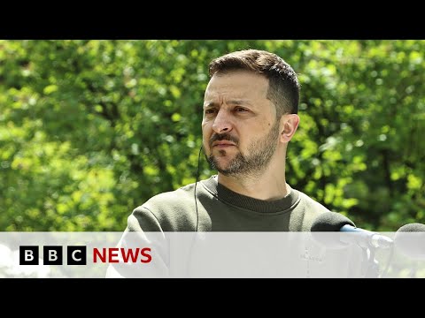 Ukraine's President Zelensky cancels foreign trips as Russia advances in Kharkiv region | BBC News