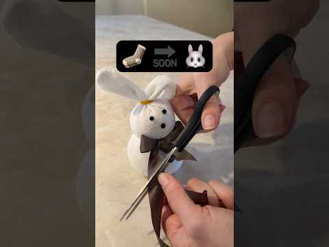 DIY PÅSKE - fra single strømpe til en sød kanin