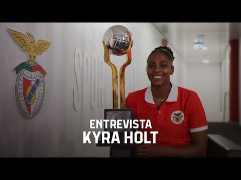 #VóleiBenficaFem | Kyra Holt renova até 2026