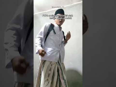 Santri pulang dari pondok