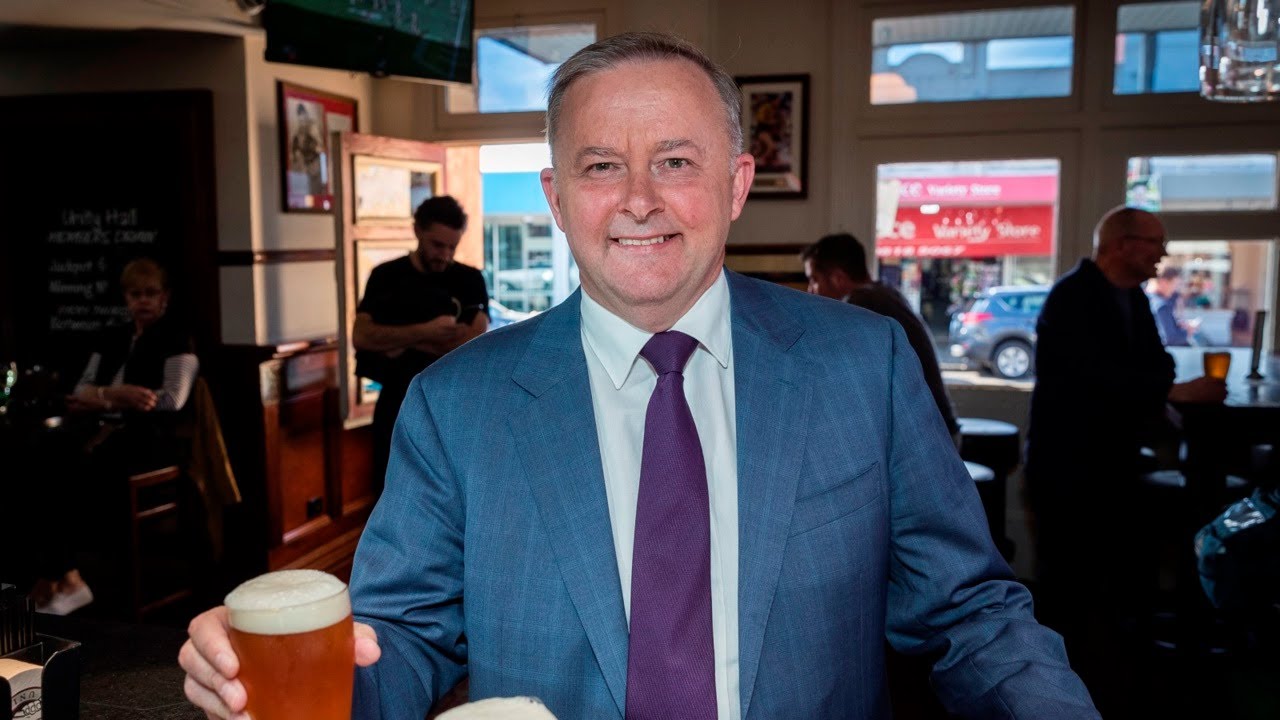 Albanese Attends Private Farewell Drinks for Dan Andrews