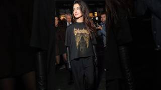 Anne Hathaway Looked Luxurious and Elegant at Paris Fashion Week #annehathaway