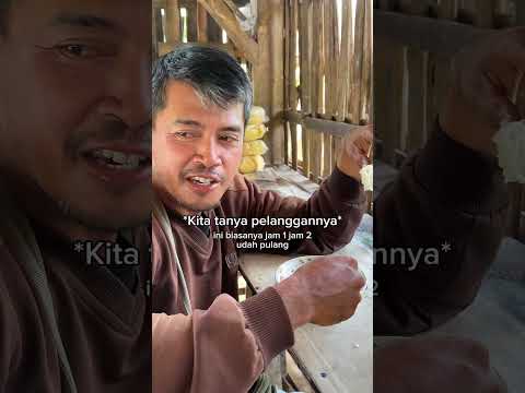 Kirain yang belinya belalang😂 ada yang langganan mie ayam mang Ono?