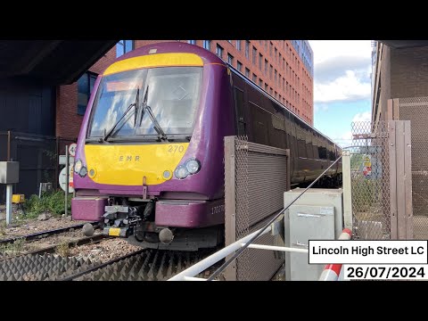 Lincoln High Street Level Crossing (26/07/2024) ft: @UKtrainspotting ​⁠& @thelincolnite