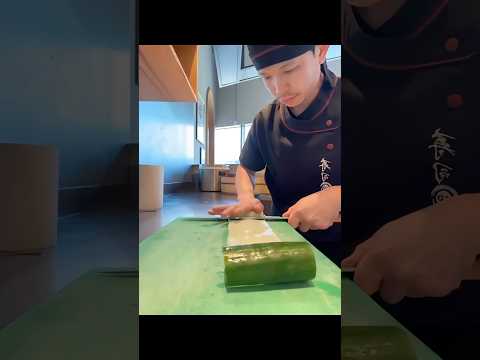 Here’s a fancy hack to create cucumber ribbons 🥒🤯