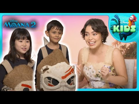 The Mini Kakamora Reporters Take Over! 🥥🎤 | Moana 2 Cast & Filmmakers Chat | Disney Kids