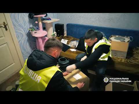 Організували схему збуту канабісу: у Сумах поліцейські викрили наркоділків