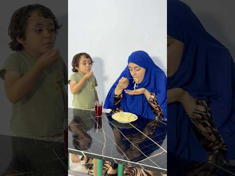 عمر عايز اندومى