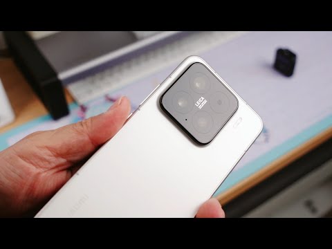 First-person immersive unboxing: Xiaomi Mi 15