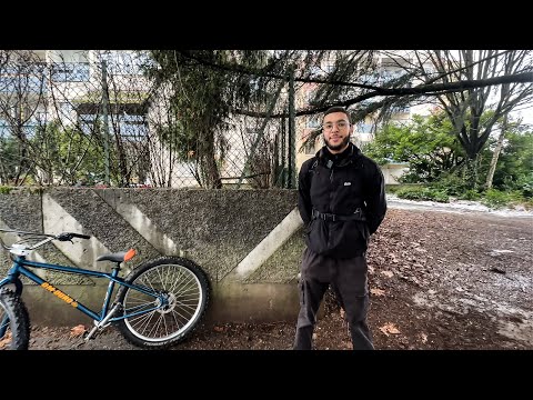 IL CHANGE DE VÉLO 20 FOIS EN UN AN SEULEMENT 😱