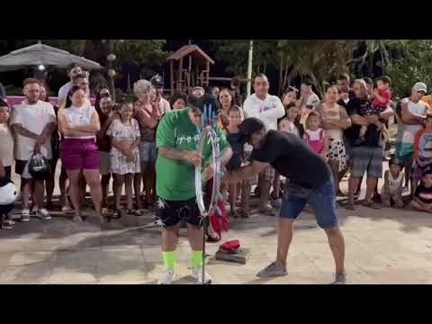 Veja a reação dele foi a melhor kkkkkk @marquinhoshowoficial @coroa_vidaloka