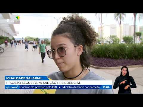 Senado aprova projeto de igualdade salarial