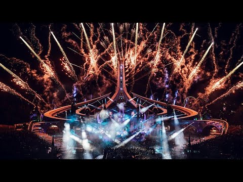 Martin Garrix & DallasK ft. Sasha Alex Sloan - Loop LIVE @ TOMORROWLAND 2022