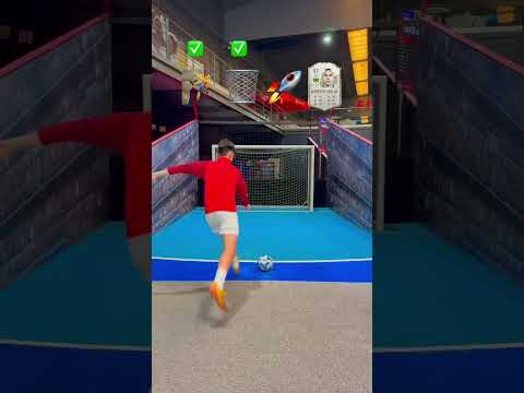 Reto de fútbol por emojis #shorts