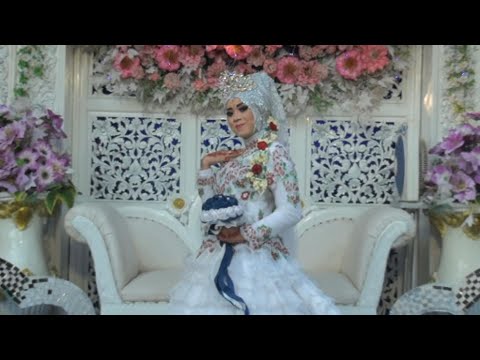 PENGANTIN CANTIK BANGET KETIKA PERTAMA X TAMPIL DI PELAMINAN