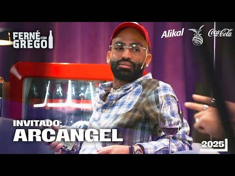 ARCÁNGEL EN FERNÉ CON GREGO