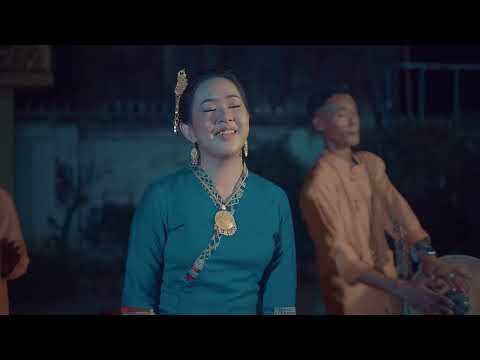 မမေ့နိုင်တဲ့ ဆောင်းတစ်ည - အေးမြဖြူ [Offical MV]