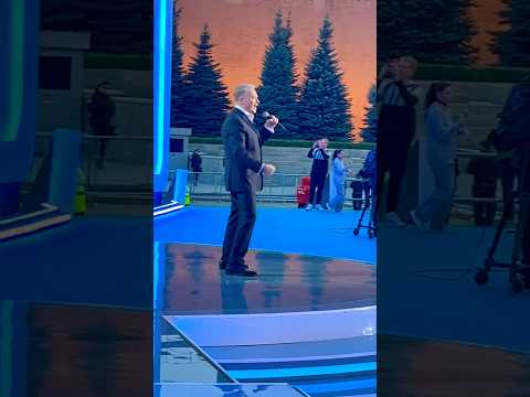Спел так, что ЗАМЕРЛА Красная площадь👏 За Победу, за Россию, за Донбасс! #shorts #добронравов