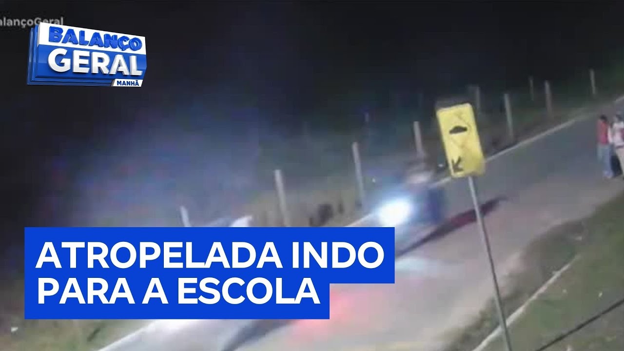 Jovem é atropelada a caminho da escola por motociclista e está internada em estado grave