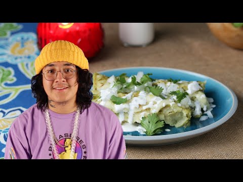 Enchiladas Verdes Con Pollo As Made By Cuco ? Tasty