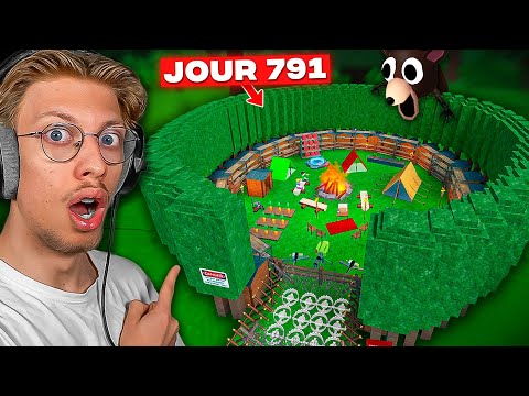 J’ai CONSTRUIT la base la plus SÉCURISÉ de 99 Nuits dans la Foret de Roblox… (ft.Clinko)