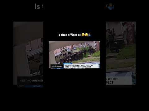 Why that officer fall🤣🤣🤣🤦🏾♂️ #shortsfeed #comedy #funny