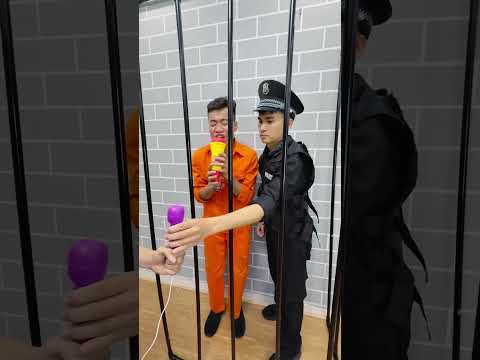 LNS - Cảnh sát và Tù Nhân thi Micro || Microphone song cover battle #shorts