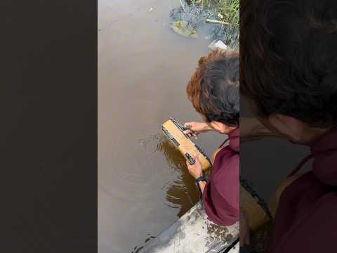 Unboxing pesanan langsung di air