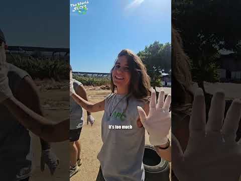 We Gave Away 15,000$ Worth of Dog Food - وزّعنا أكل للكلاب بقيمة 15,000 دولار