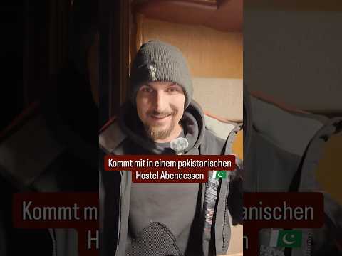 Abendessen in einem pakistanischem Hostel (Hunza Valley)