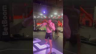 Joe Pyfer in Mexico City at the UFC PI getting ready for his fight against Kelvin Gastelum in #CDMX