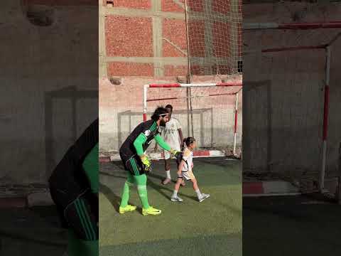 امبابي وصحابه بيستهتروا بكنده بس انا ي مش هتسكت شوفوا اللي حصل😳😱😱😱🔥🔥🔥