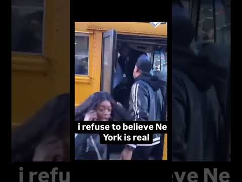 I wonder if it’s scripted #memes #nyc