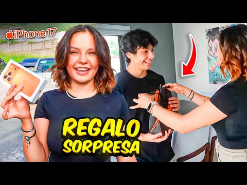 LE REGALO EL IPHONE 17 PRO NARANJA A YAIR17 PORQUE EL SUYO YA ESTÁ ROTO - Barbie Pvm