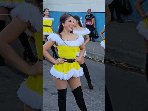 OMG 😍  ✨️❤️✅️ #desfile #baile #bastoneras