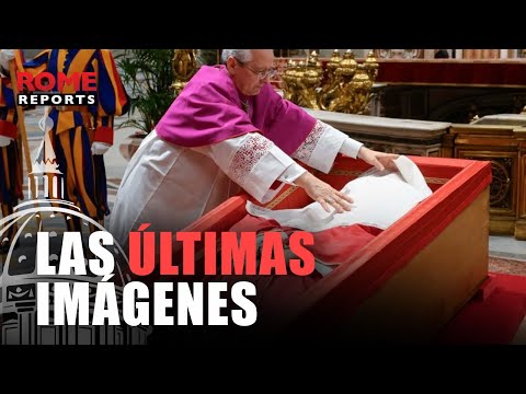 SOLO VÍDEO: Estas son las últimas imágenes del féretro abierto del papa Francisco