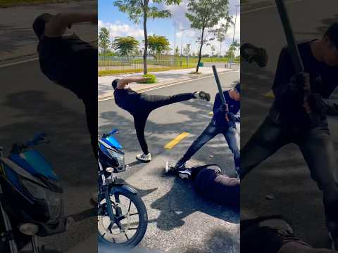Truy bắt tên Giang hồ manh động 👮‍♀️ #kungfu #taekwondo