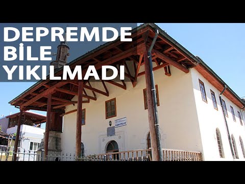 7 Büyüklüğündeki Depremde Yıkılmayan Tek Cami