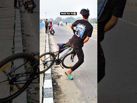 Cycle Stunt🔥#shorts #trending #mtb #stunt #shortsfeed #bike #mtblife ...