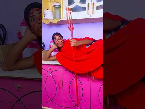 ‏لما الشيطان يوديك في داهية ￼😂🫢شوف عمل في اي 😹 #وليد_الليثي