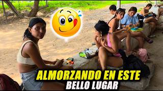Almorzando en las famosas posas del Rio Paz.