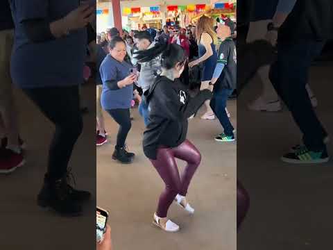 Sola sola